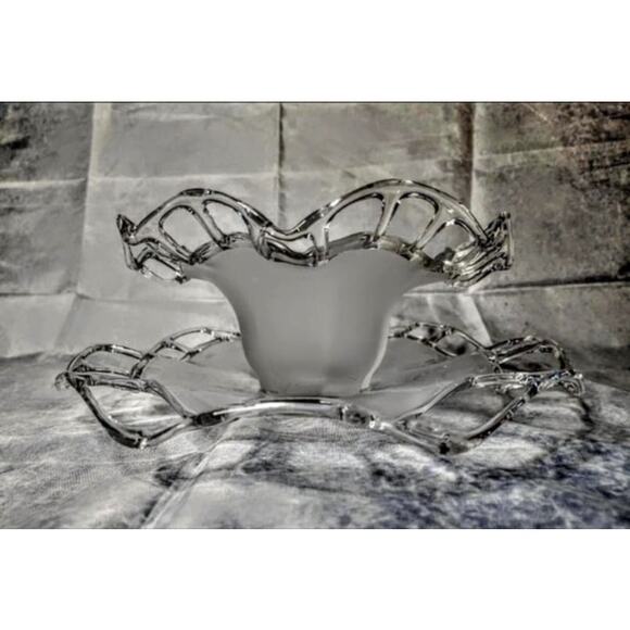 Beautiful Vintage Duncan Miller Frosted Glass Platter 14" & Bowl 11" Round - Picture 1 of 12